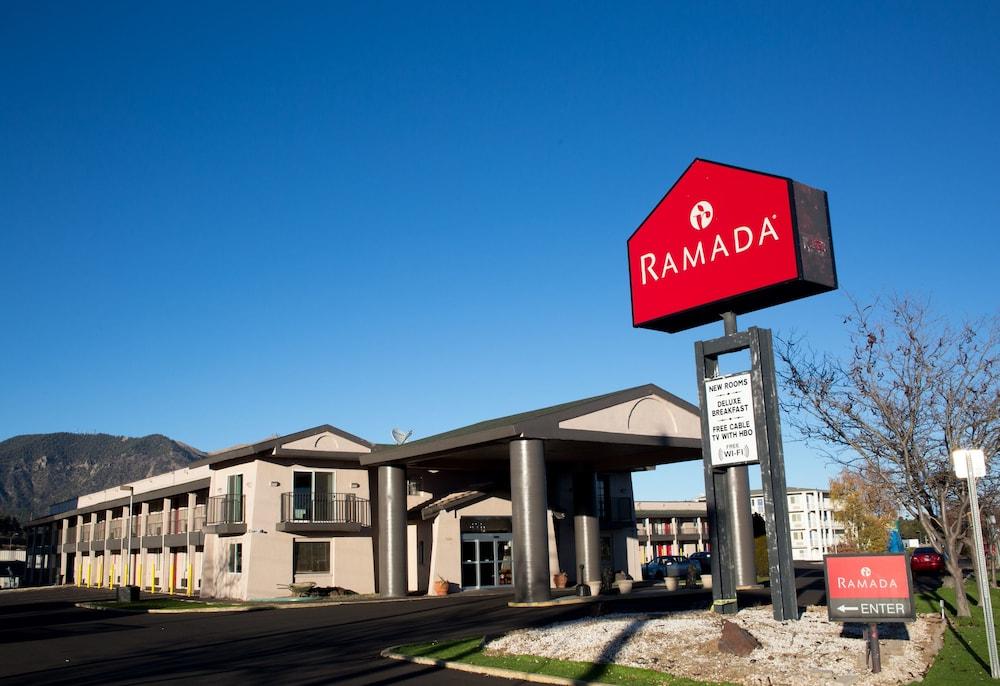 Hotel Ramada By Wyndham East